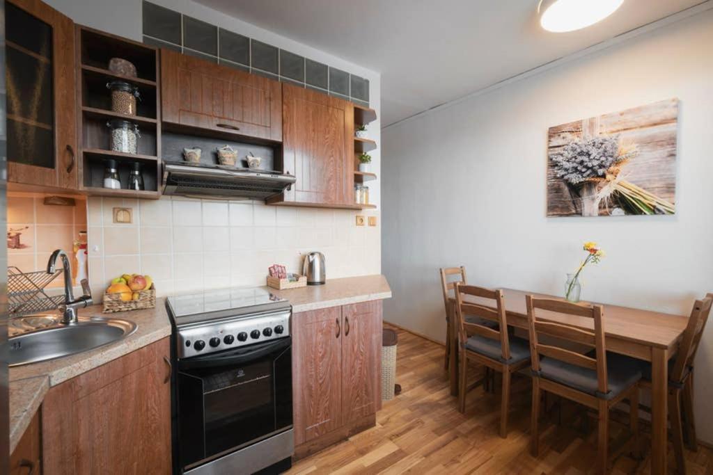 Home In Tatranska Strba Exterior photo